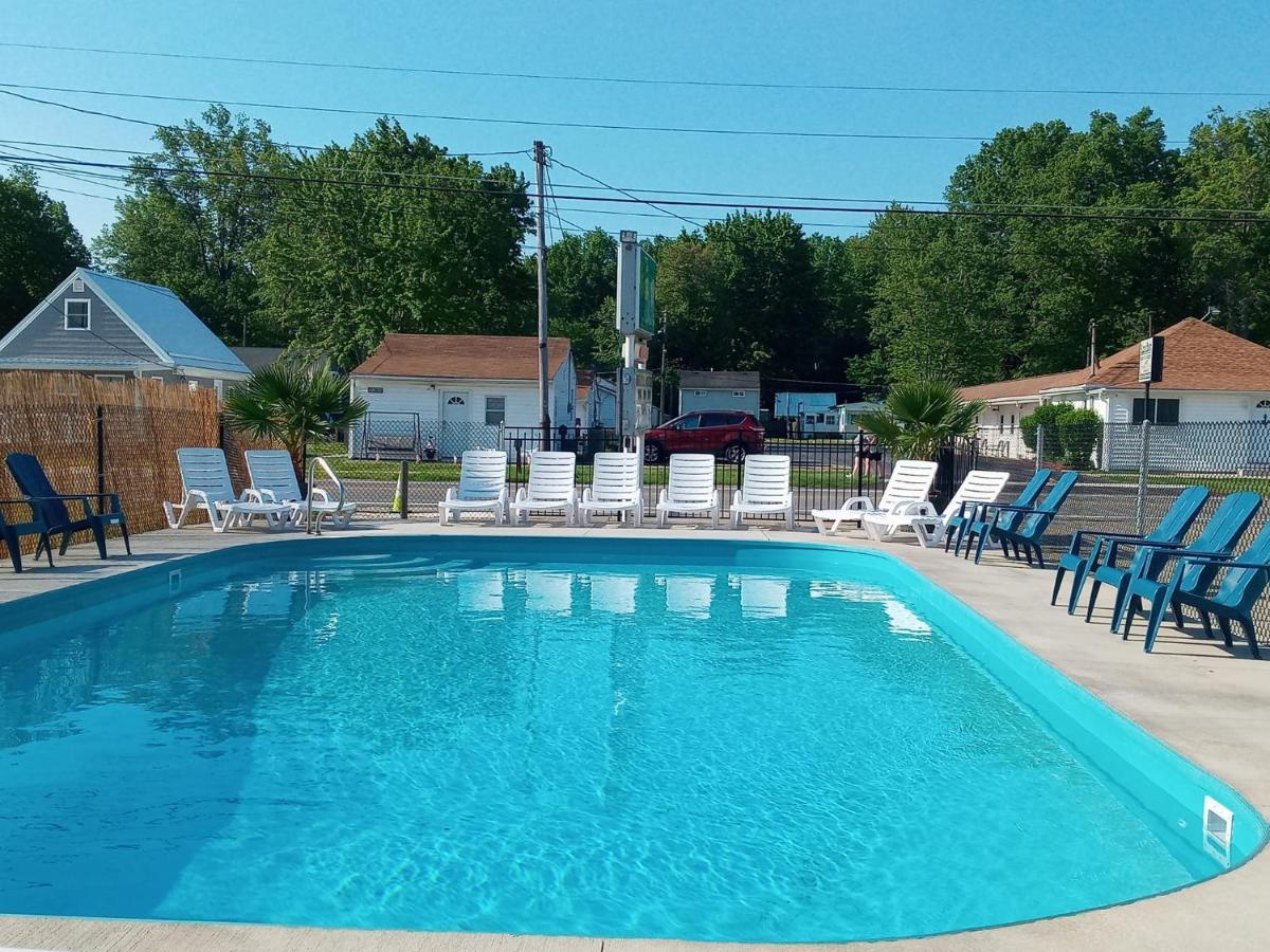 The Palms Motel Geneva-on-the-Lake Exterior foto